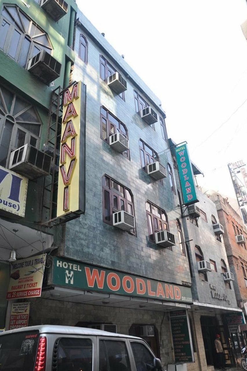 Hotel Woodland Deluxe Нью-Дели Экстерьер фото